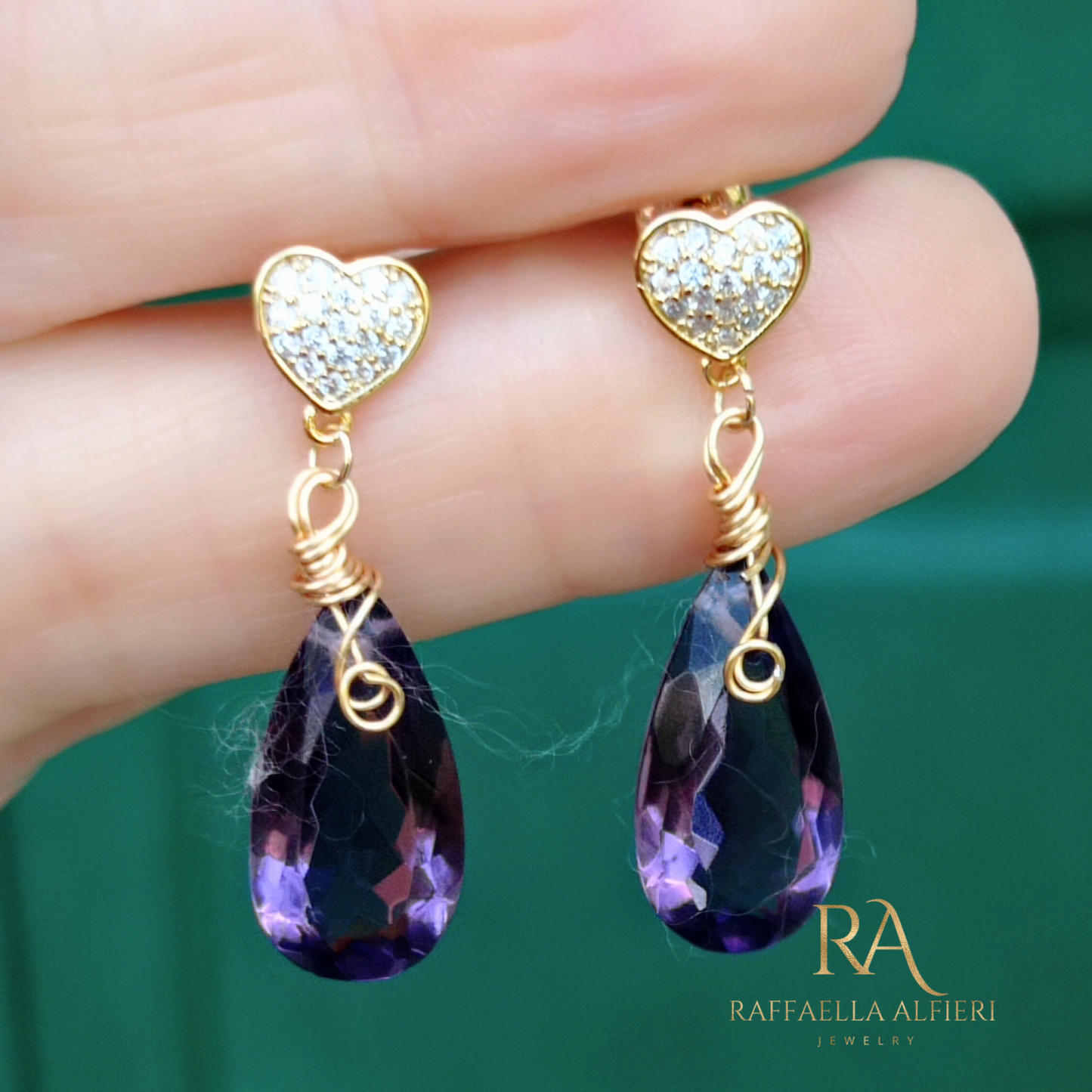 Orecchini Pendenti in Ametista Viola con Perno a Cuore in Rame Placcato Oro 18k