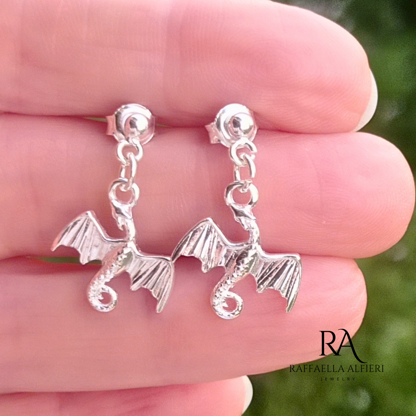 Orecchini con drago pendente in argento sterling 925 placcato platino
