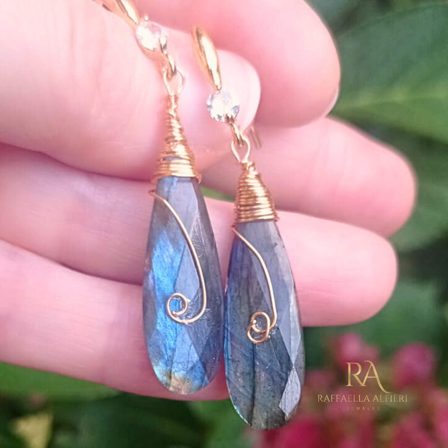 orecchini lunghi in labradorite placcati oro
