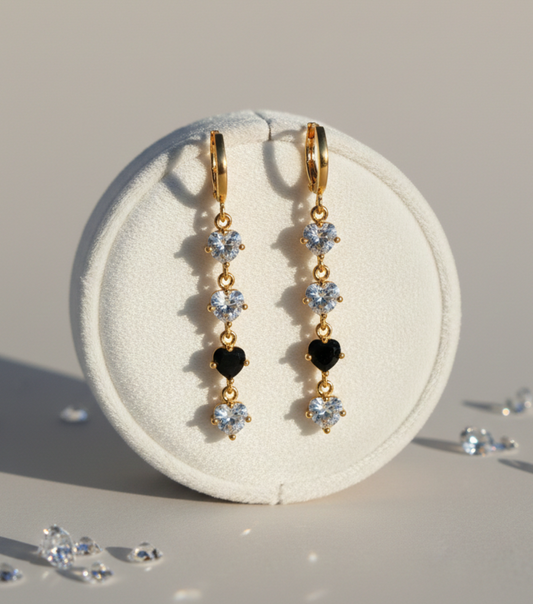 orecchini pendenti eleganti con diamanti sintetici a forma di cuore nero e cristallo con ganci personalizzabili placcai oro 18K.