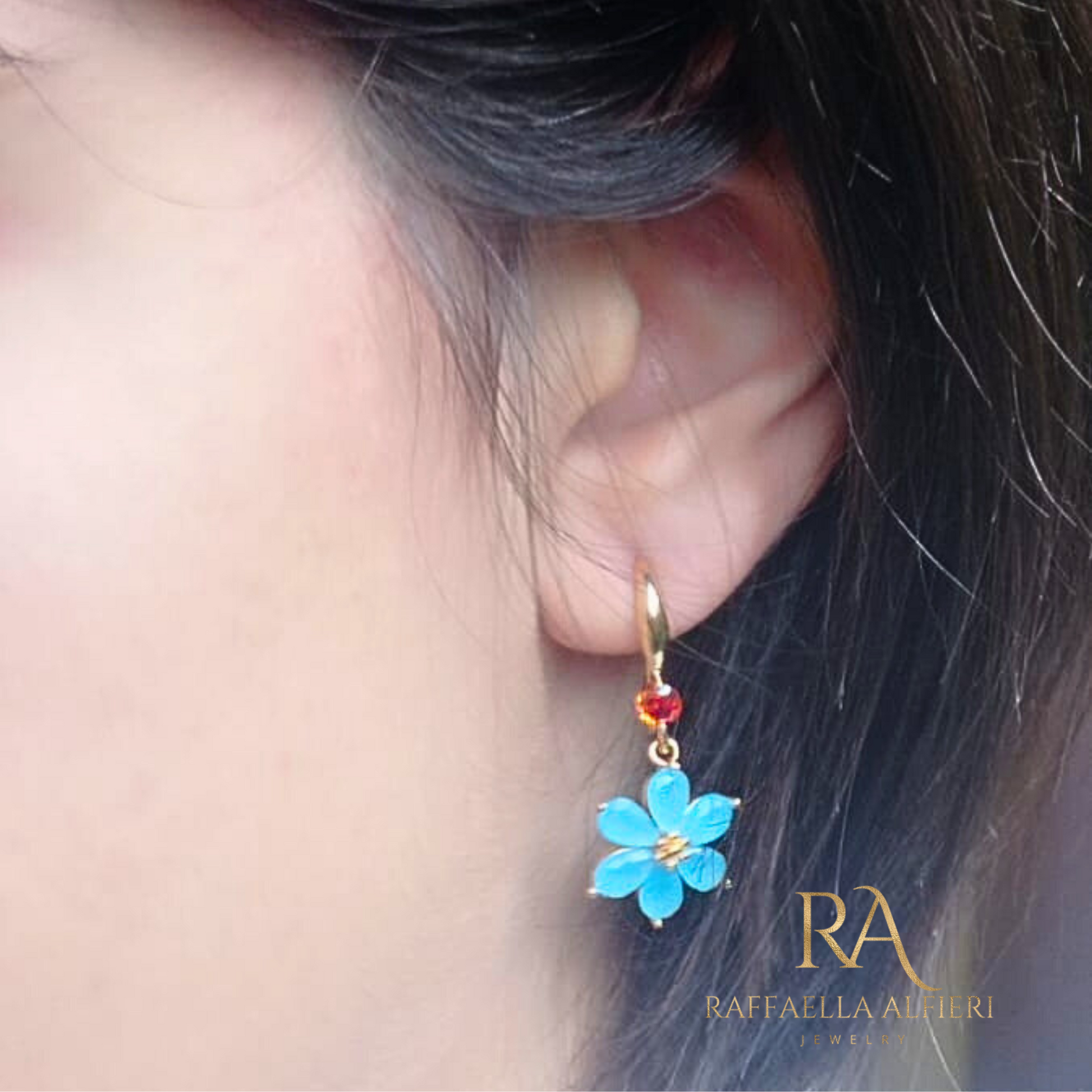 Orecchini floreali placcati oro 18K