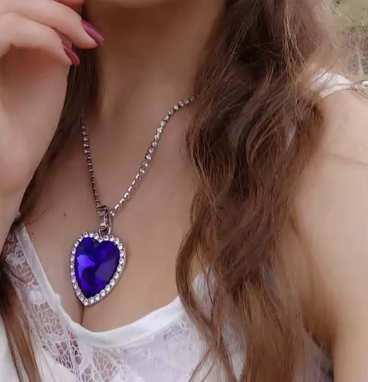 Collana Cuore dell'Oceano del film Titanic con catena strass e ciondolo a forma di cuore in cristallo blu