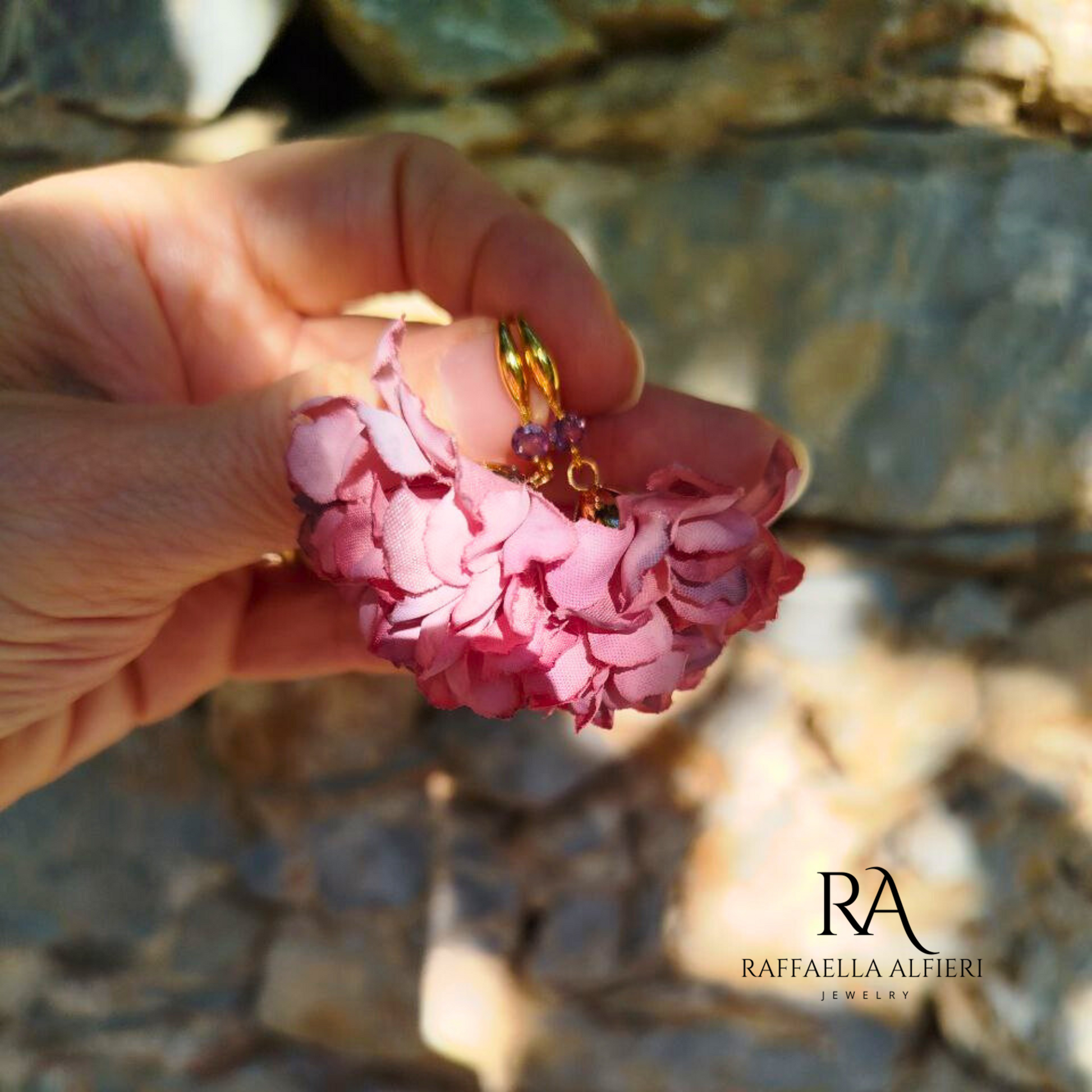 orecchini floreali in tessuto rosa antico