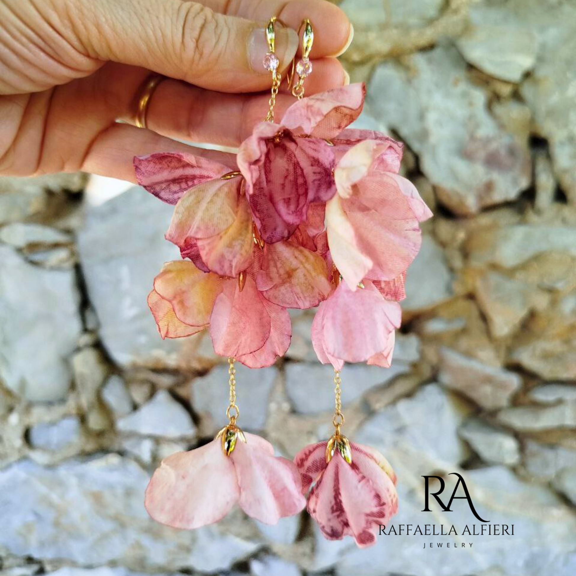 orecchini grandi a forma di fiore rosa