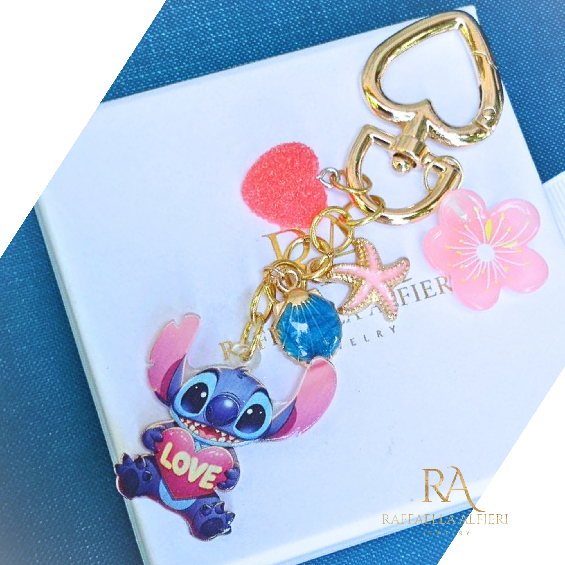 Portachiavi Stitch e Angel Disney con conchiglie dorate e stelle marine - Ciondolo per borsa Lilo & Stitch"