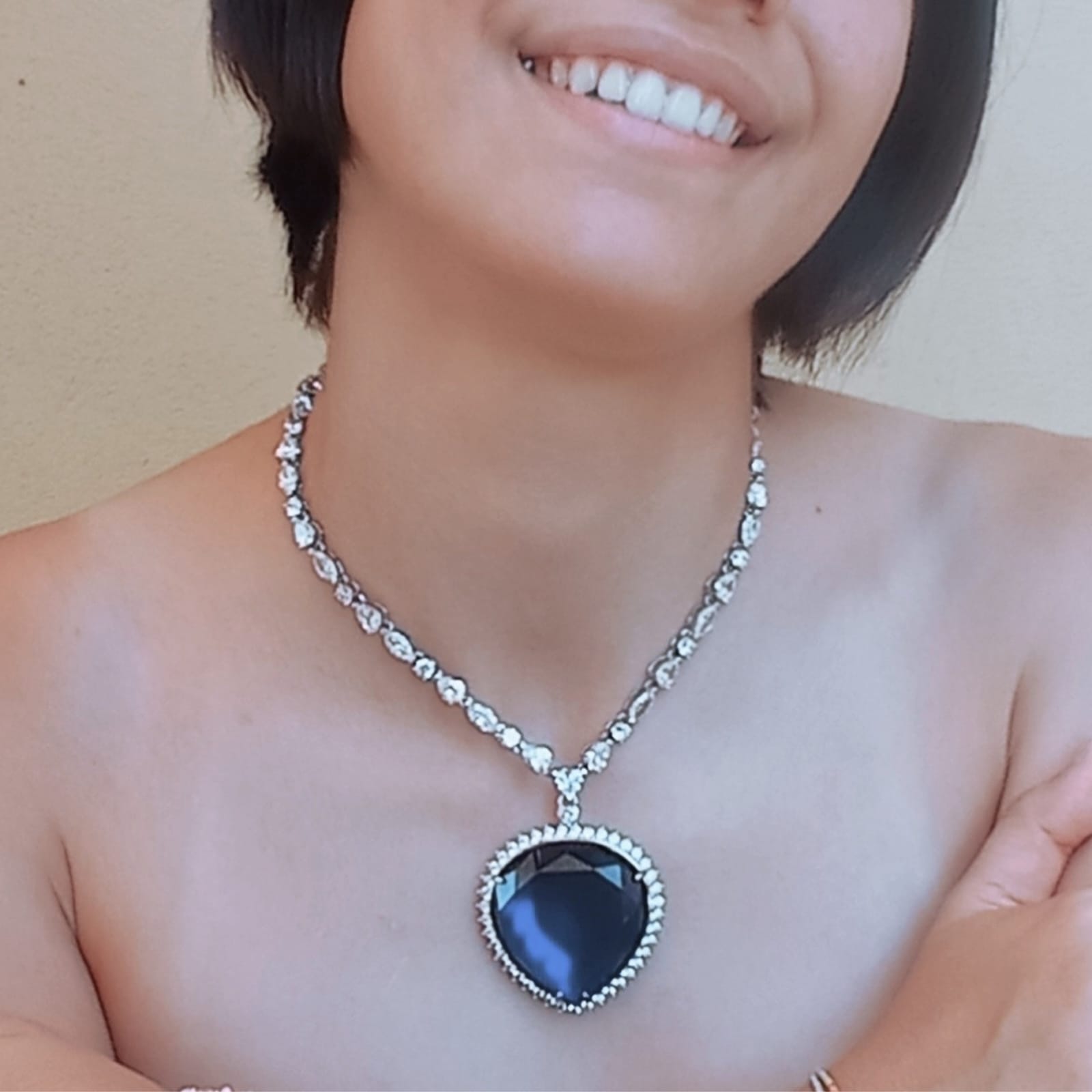 Heart of the Ocean diamond necklace